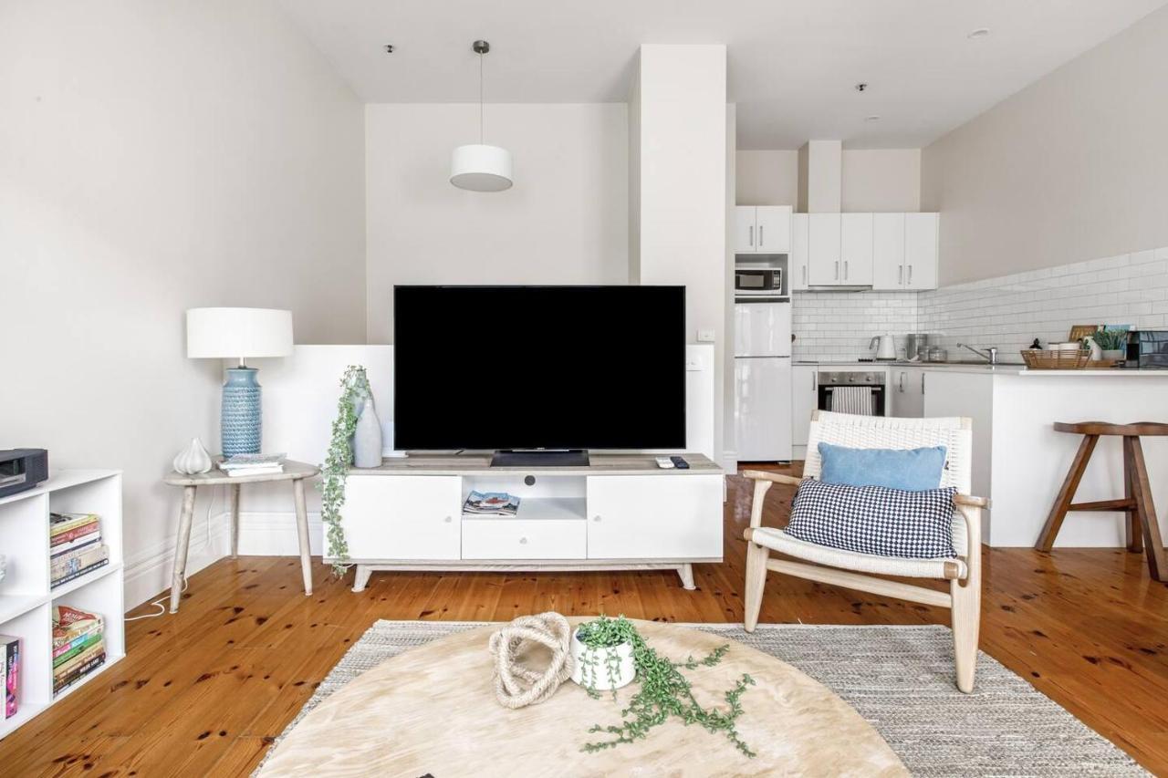 Flinders Lane Solace - Double Storey Heritage Gem ملبورن المظهر الخارجي الصورة