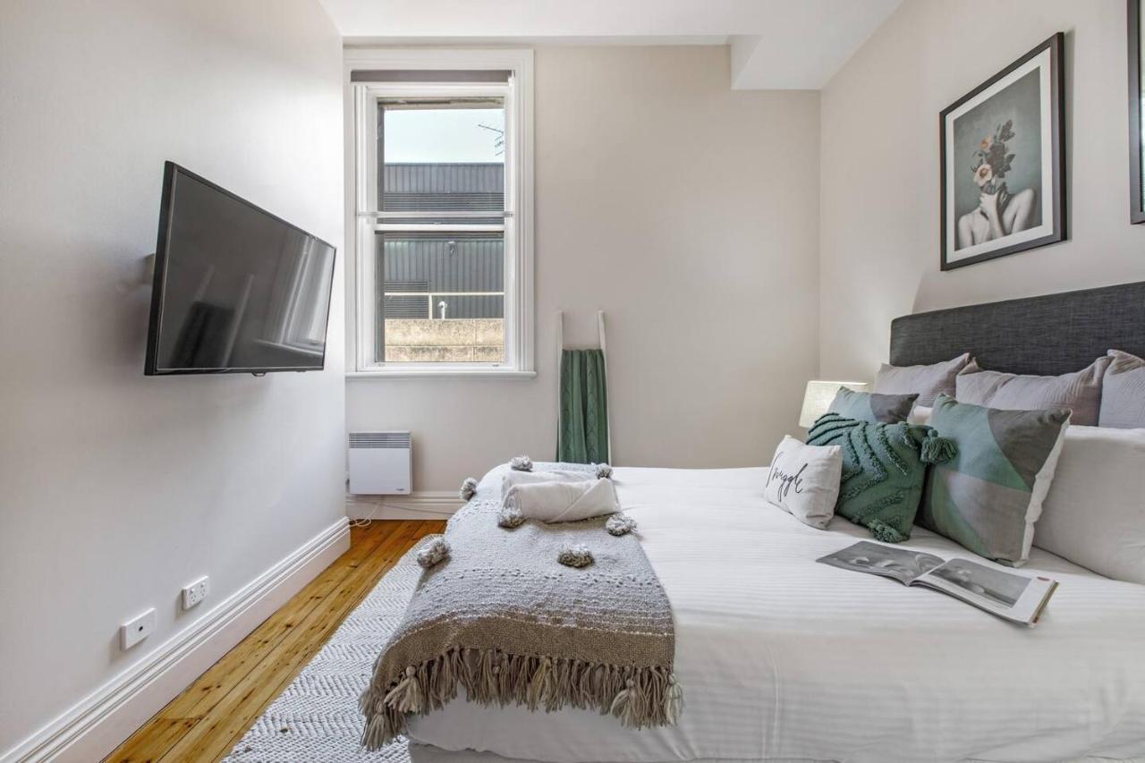 Flinders Lane Solace - Double Storey Heritage Gem ملبورن المظهر الخارجي الصورة